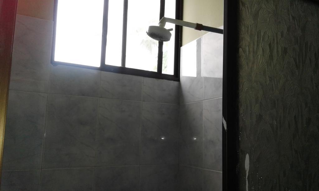 Hostal Jireh Тена Екстер'єр фото