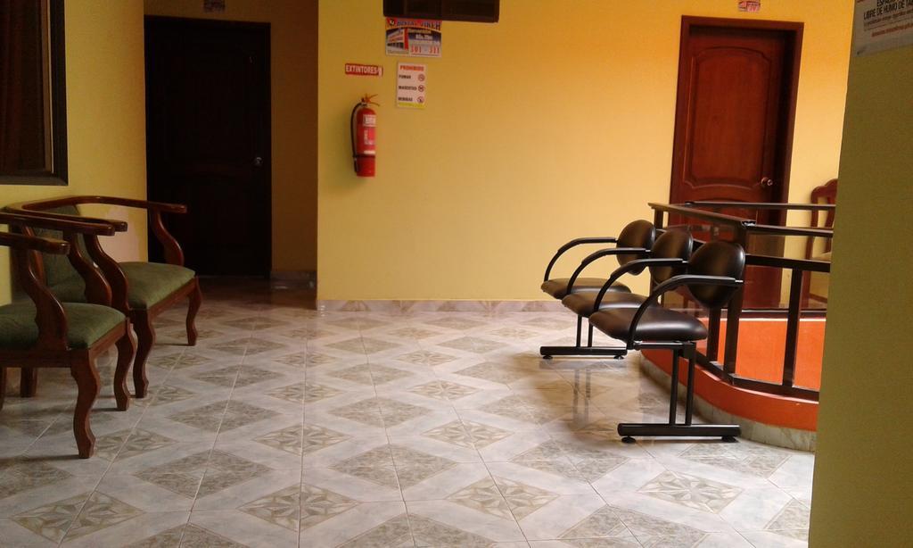 Hostal Jireh Тена Екстер'єр фото